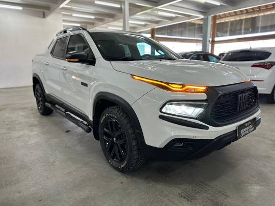 FIAT TORO 2.0 16V TURBO DIESEL ULTRA 4WD AT9